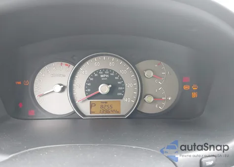 2007 Kia Rondo Lx z USA, uszkodzony, nr VIN KNAFG525377072322